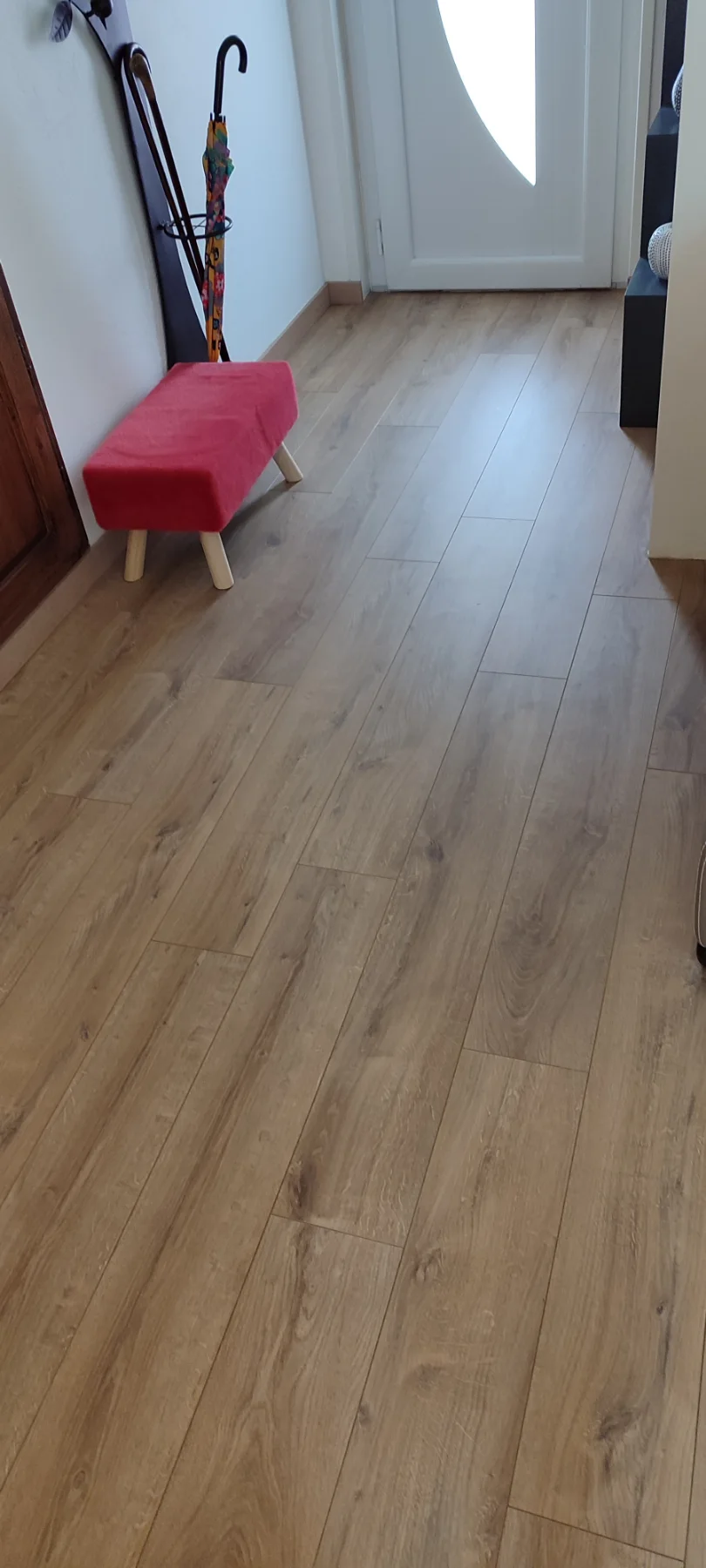 Photographie de la réalisation : Parquet flottant dans la maison.