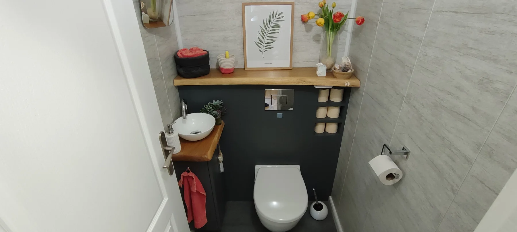 Photographie de la réalisation : Habillage d’un bâti WC.